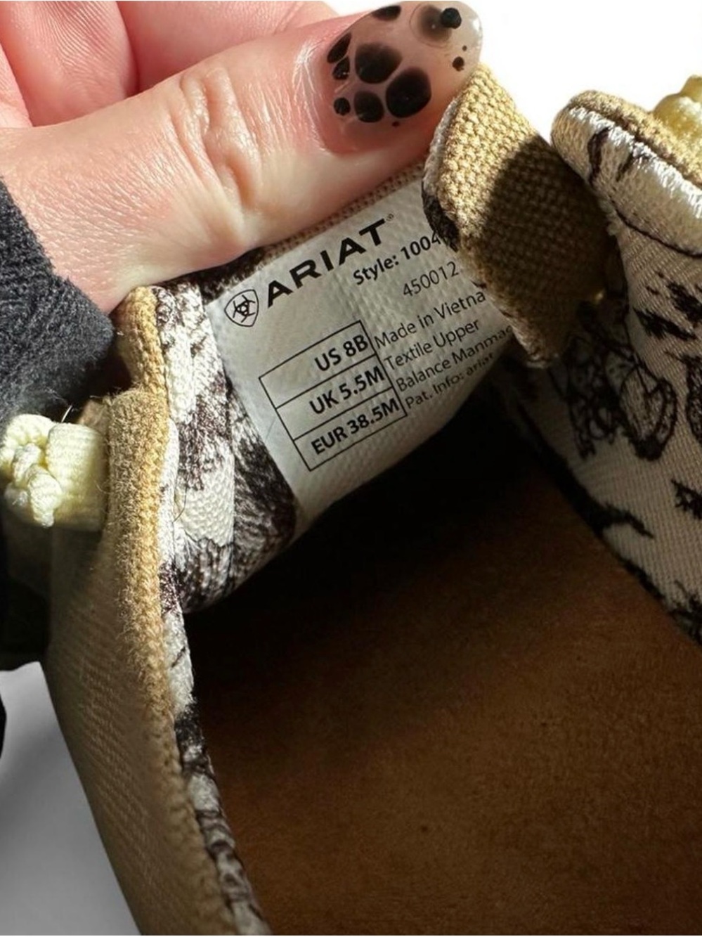 Ariat Women’s Tan Canvas Boat Shoes with Cream Laces - Picture 6 of 7